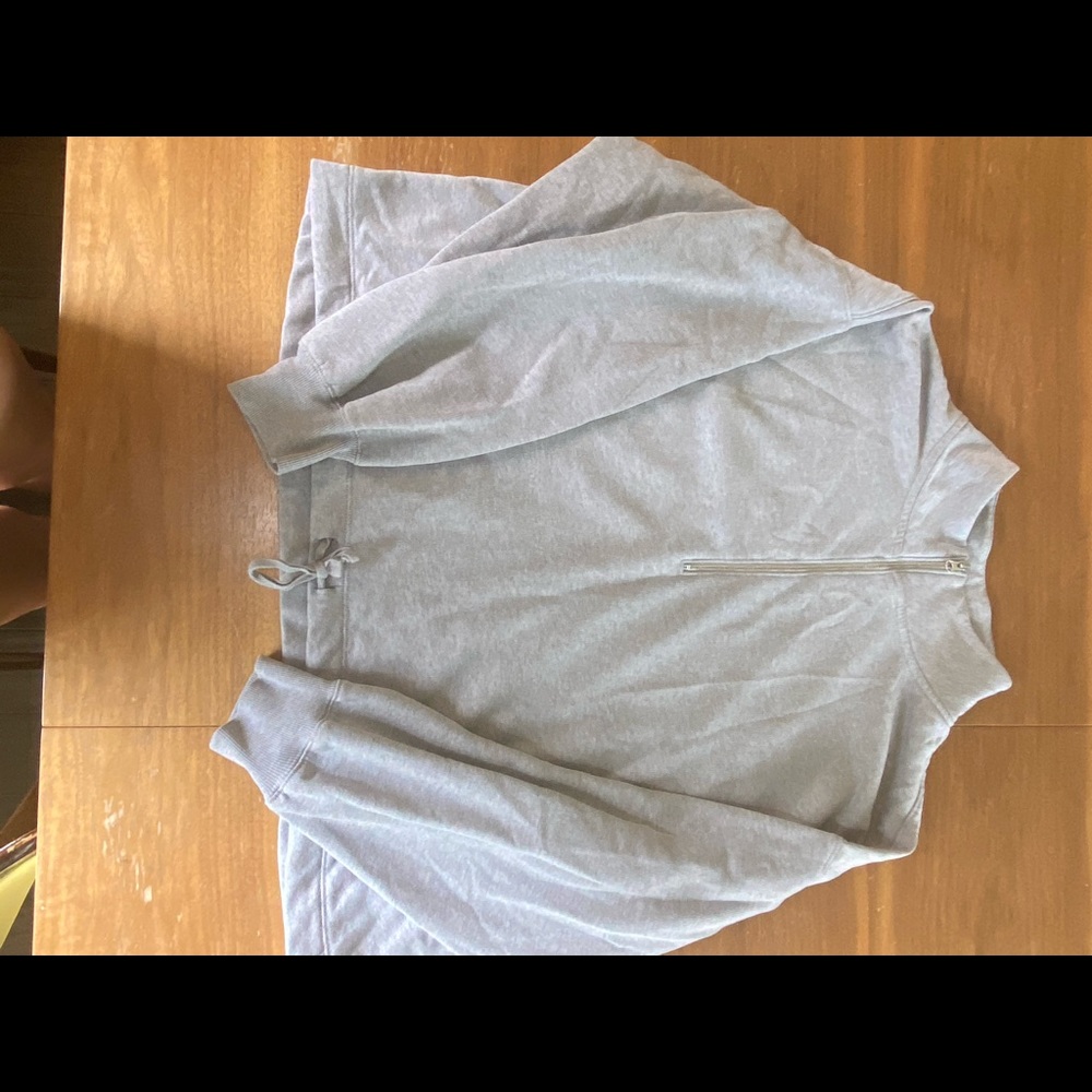 Old navy crop cinch sweater